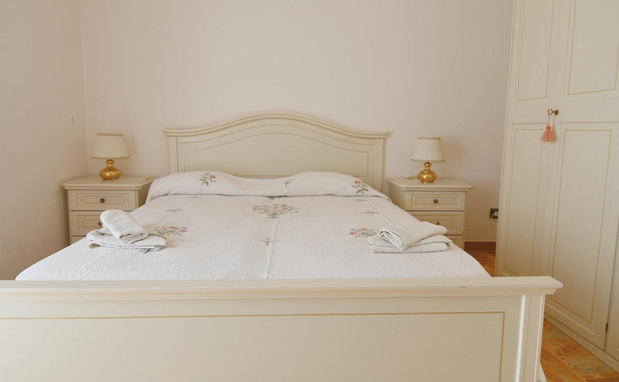 Lo Scorcio Sul Mare Apartment Formia Bagian luar foto