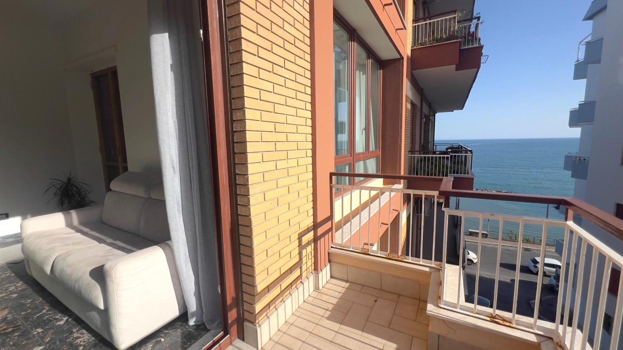 Lo Scorcio Sul Mare Apartment Formia Bagian luar foto